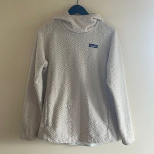 Patagonia Cream Fleece Pullover